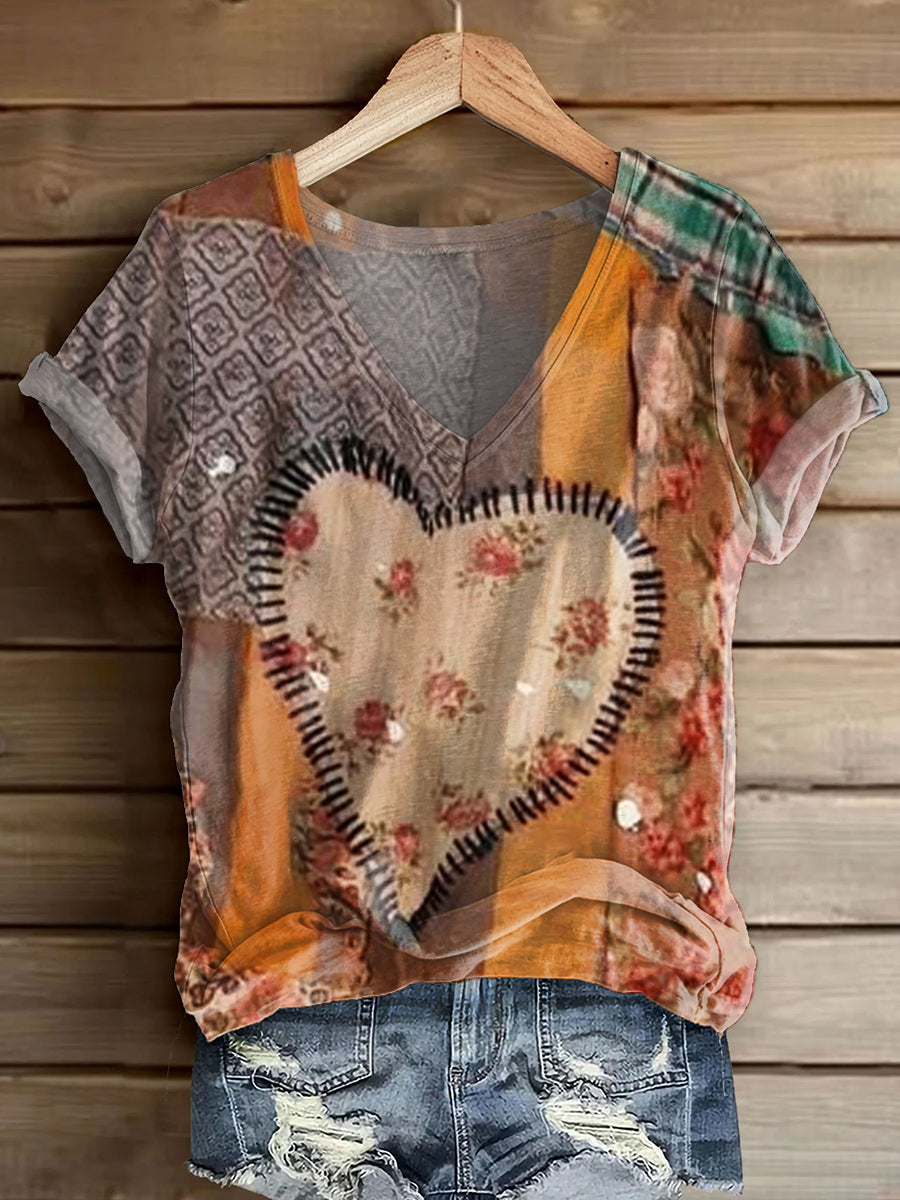 Women's Vintage Heart Pattern Art Print V-neck Casual T-Shirt