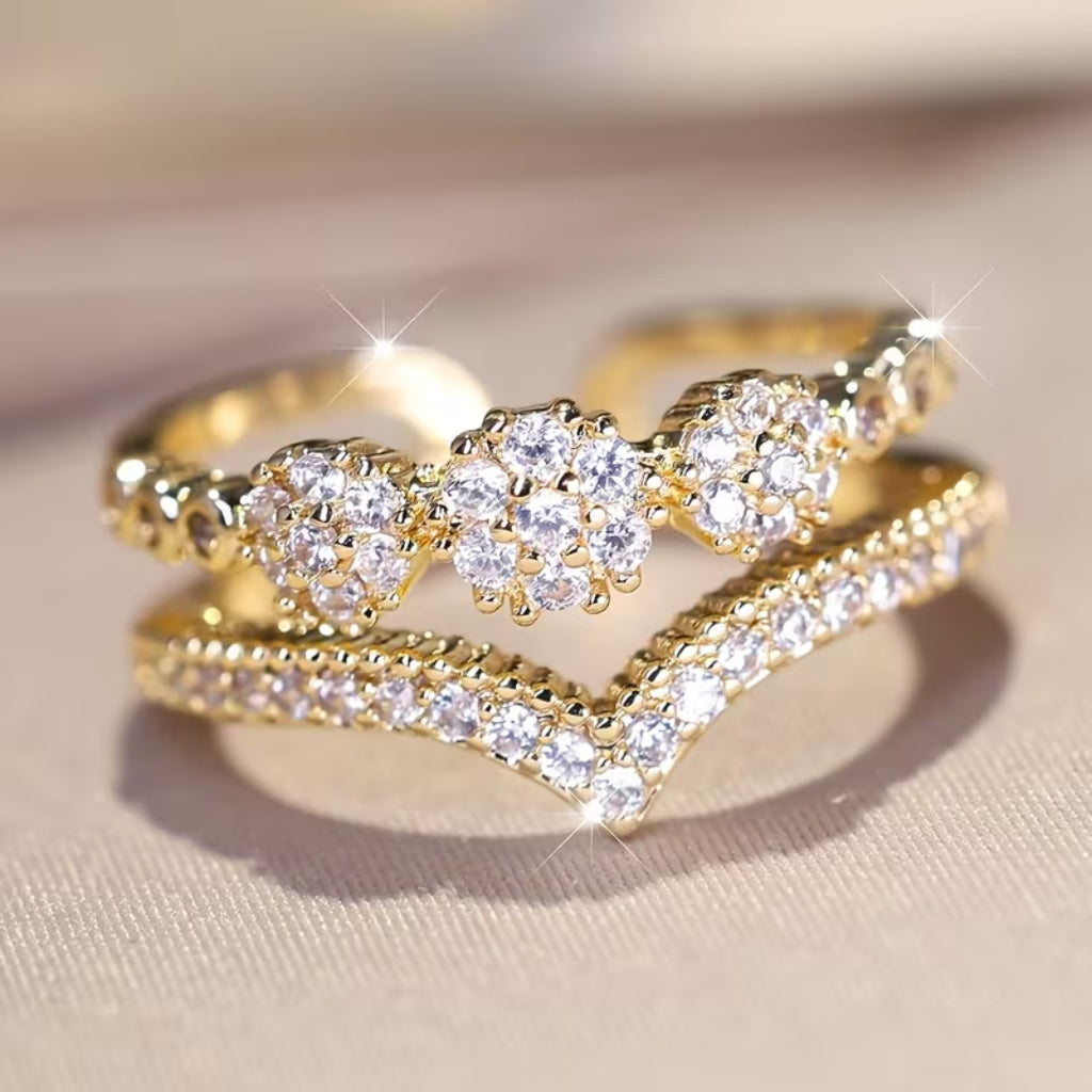 Charming Gold Ring for Any Occasion