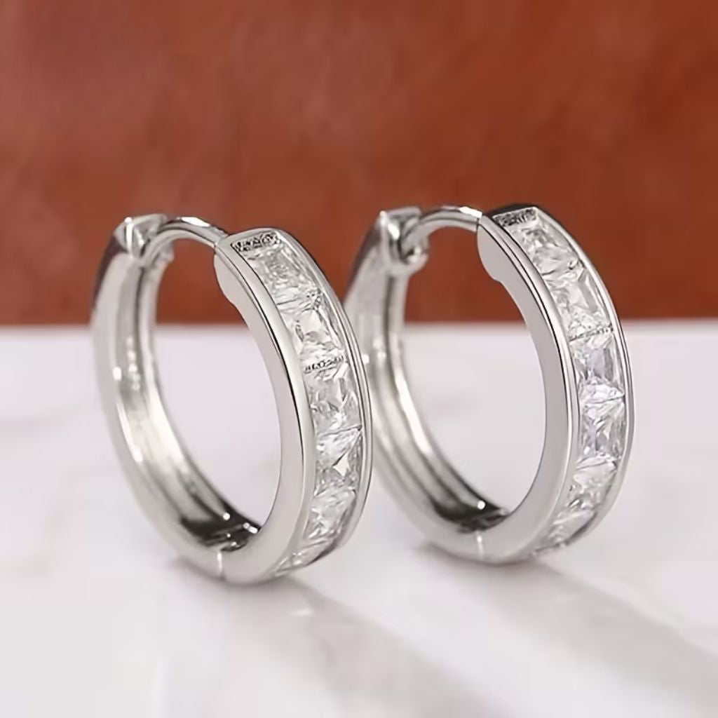 Elegant Silver Earring for Every Occasion