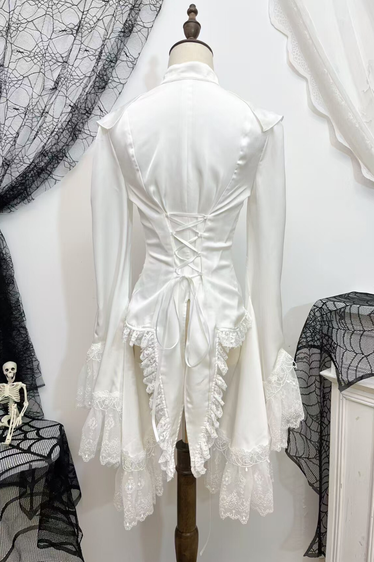 Effortlessly Elegant Garment with a Timeless Design