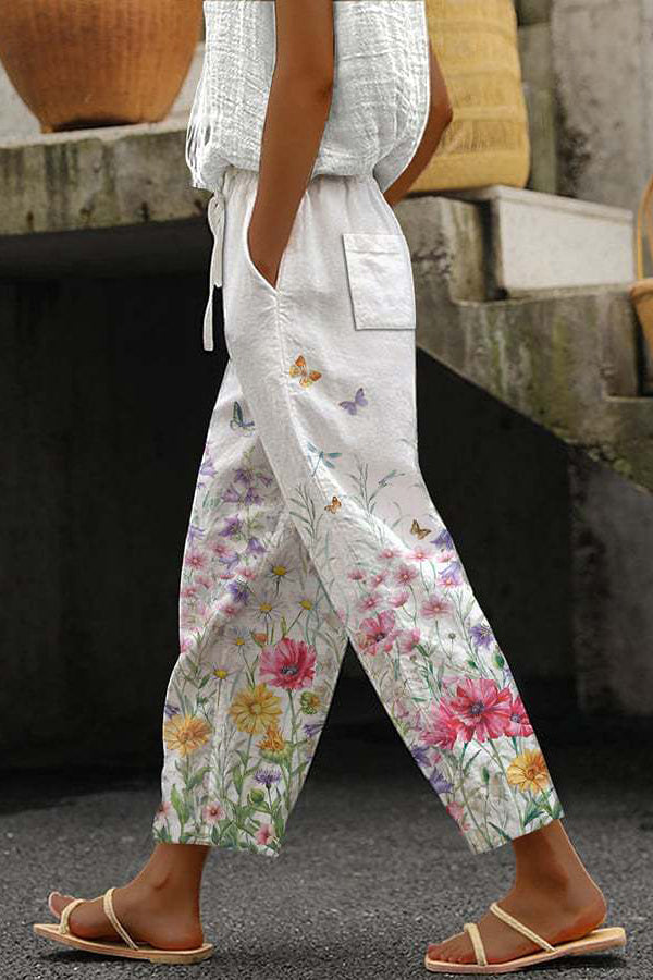 Fitted, loose-fitting pants