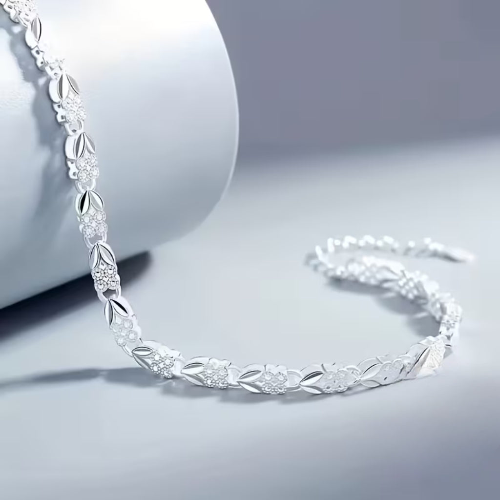Beautiful Bracelet with Unique Style