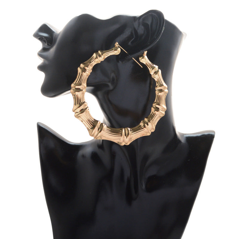 Elegant Gold Earring for Every Occasion