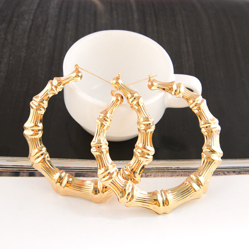 Elegant Gold Earring for Every Occasion