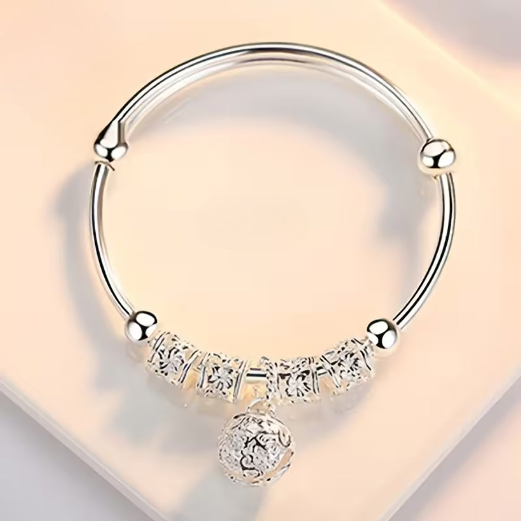 Beautiful Silver Bracelet with Unique Style