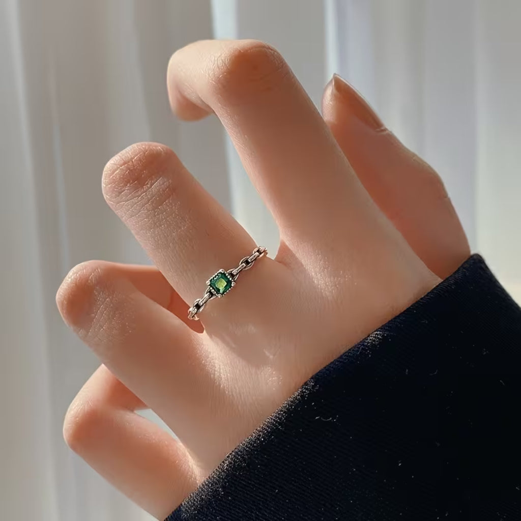 Charming Chain for Any Occasion