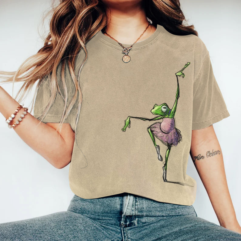 Comstylish Funny Dacing Frog Embroidery Pattern Cozy Vintage T-Shirt