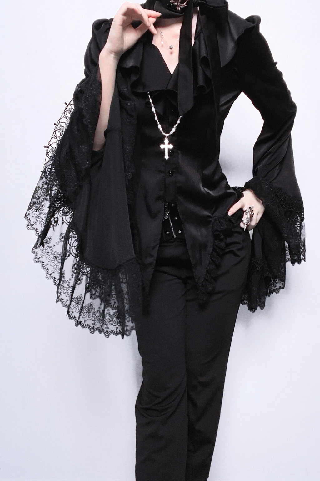 Effortlessly Elegant Garment with a Timeless Design