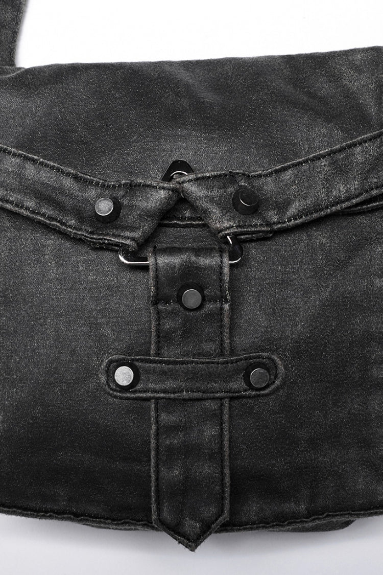 Well Tailored Bag with a Graceful Silhouette