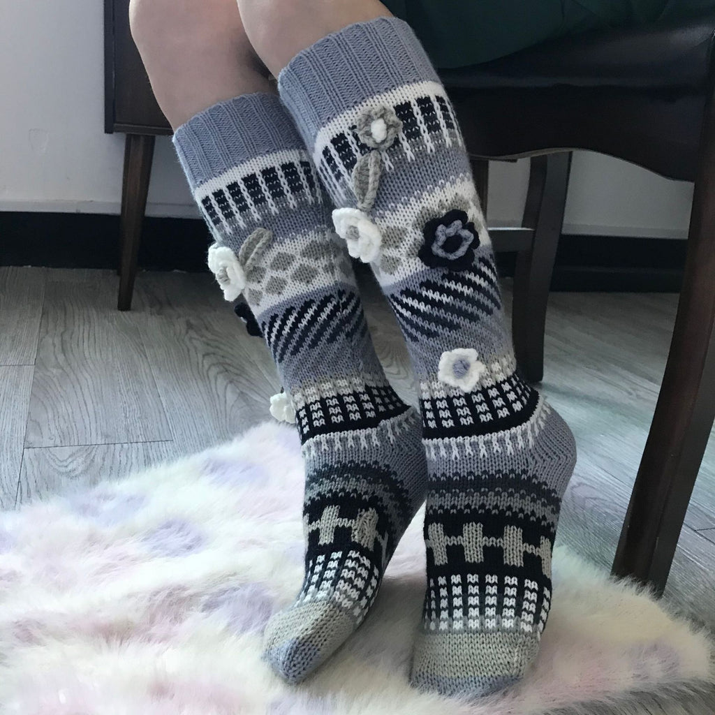 Soft Warm Retro Flower Jacquard Weave Socks elevenforest