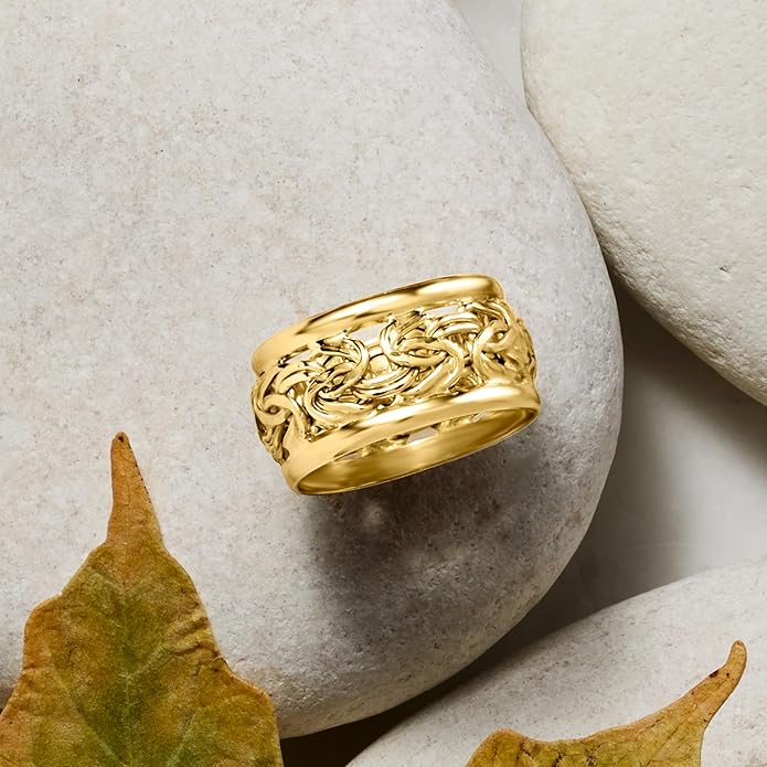 Elegant Gold Ring for Every Occasion