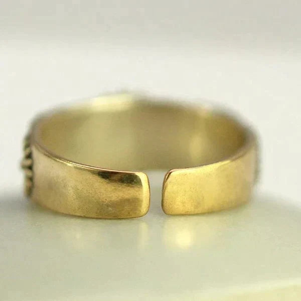Beautiful Gold Ring with Unique Style
