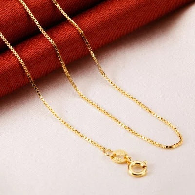 Romantic Gold Necklace for Special Moments