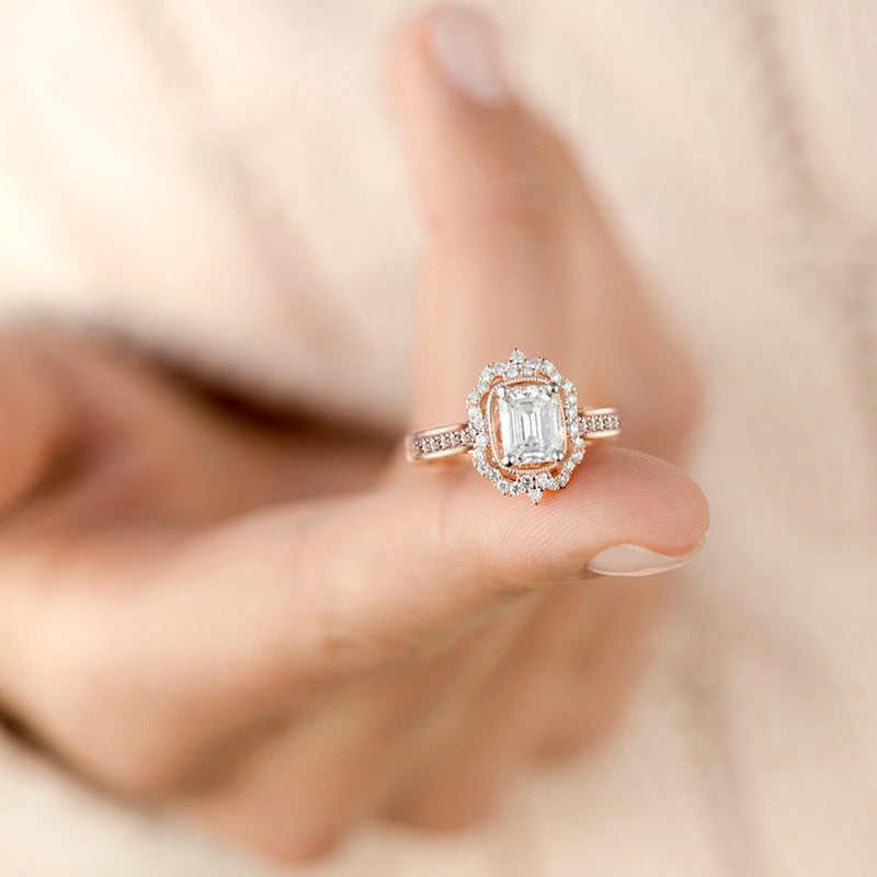 Beautiful Gold Ring with Unique Style