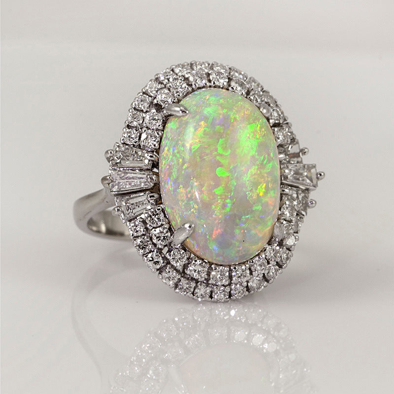 Classic Silver Ring with Timeless Appeal