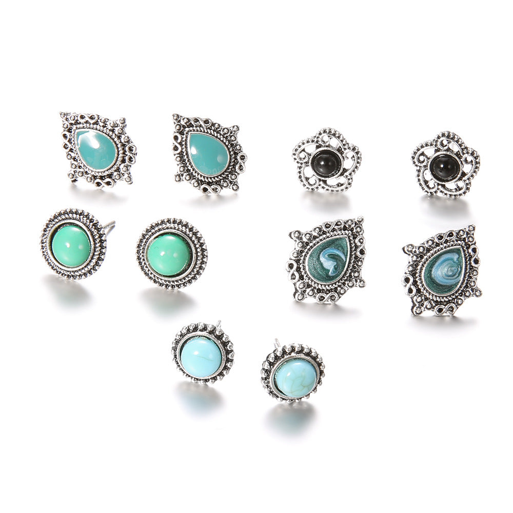 Charming Earring for Any Occasion