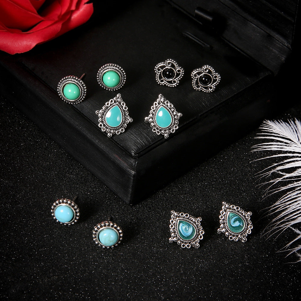 Charming Earring for Any Occasion