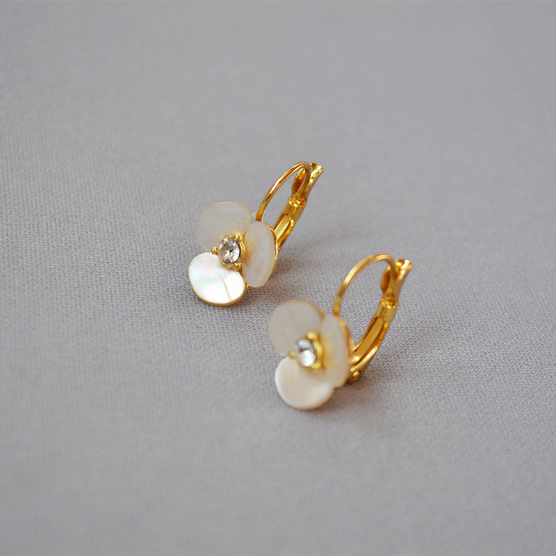 Stunning Earring for Daily Wear