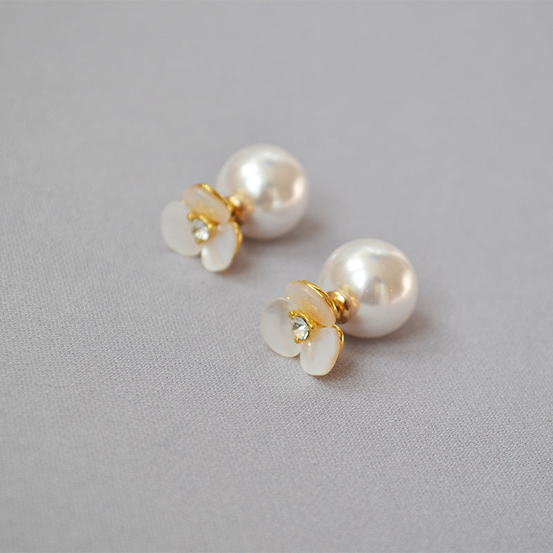 Stunning Earring for Daily Wear