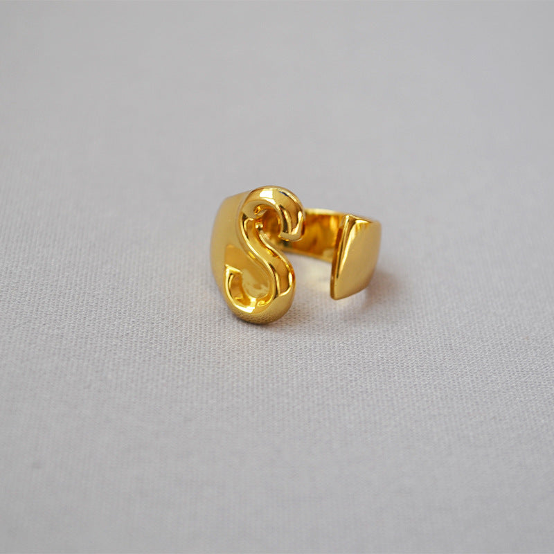 Elegant Gold Ring for Every Occasion