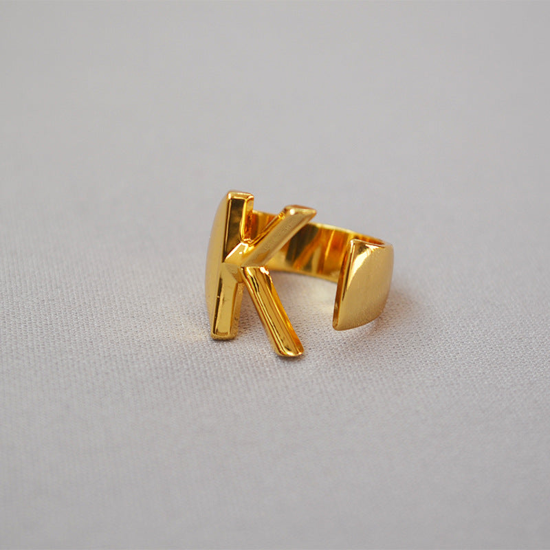 Elegant Gold Ring for Every Occasion