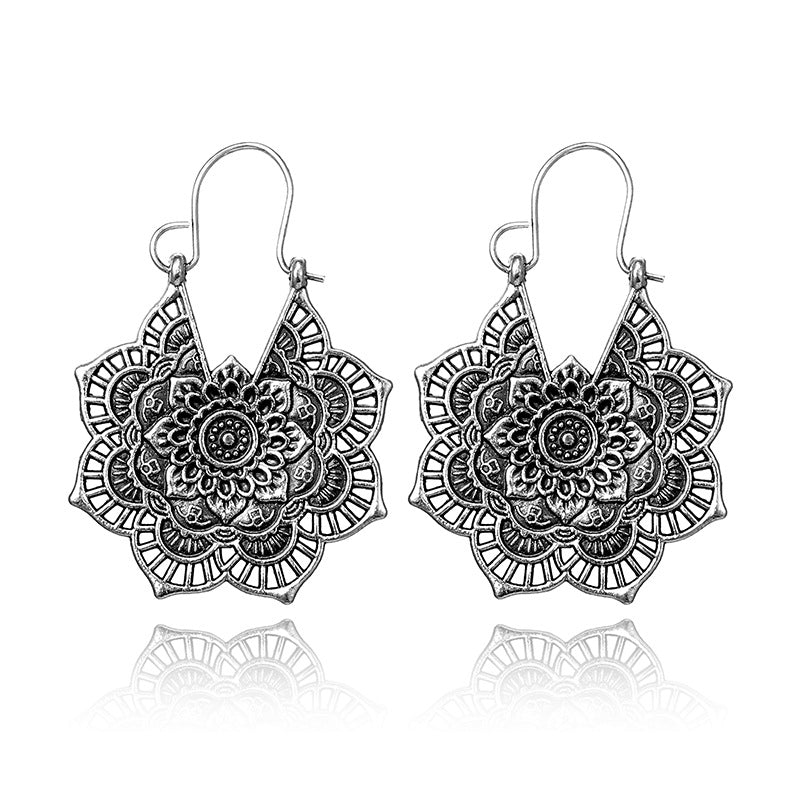 Charming Earring for Any Occasion