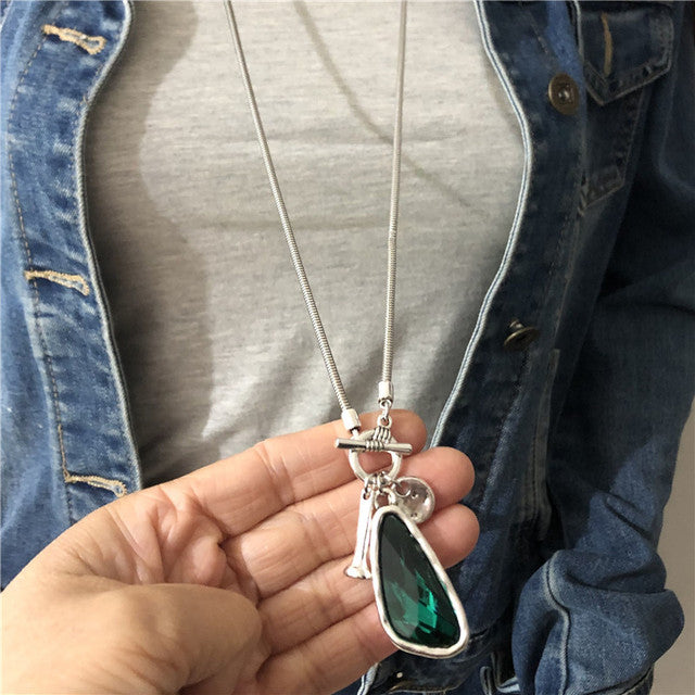 Beautiful Silver Pendant with Unique Style
