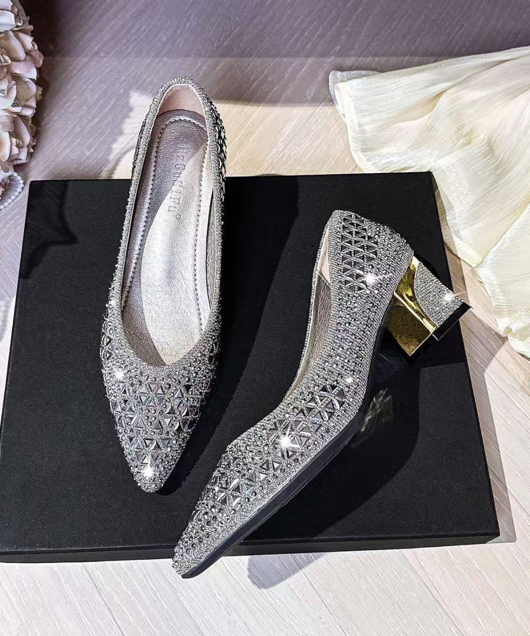 Hollow Out Chunky High Heels Silvery Faux Leather