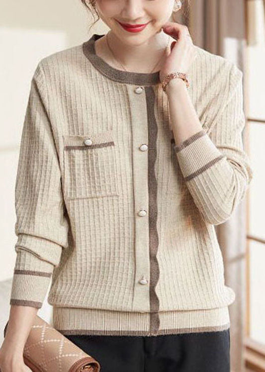 Beige Pockers Knit Sweater Tops O-neck Button Long Sleeve