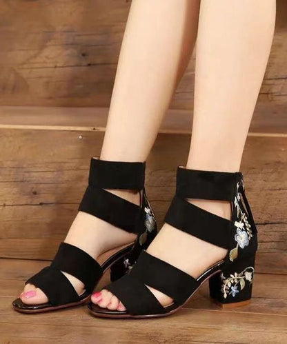 Splicing Peep Toe Chunky Sandals Black Velour Embroidery