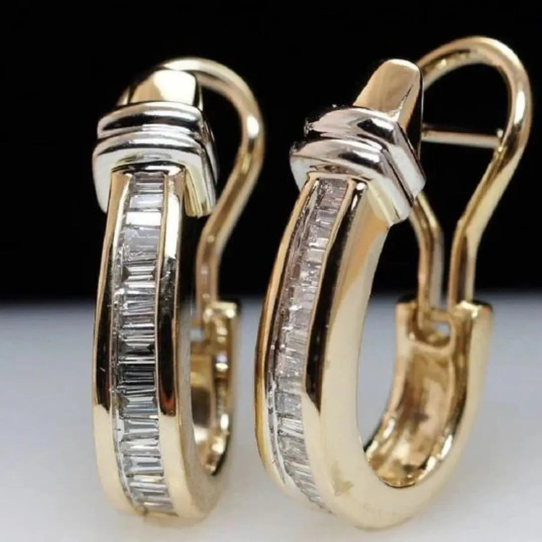 Romantic Gold Earring for Special Moments