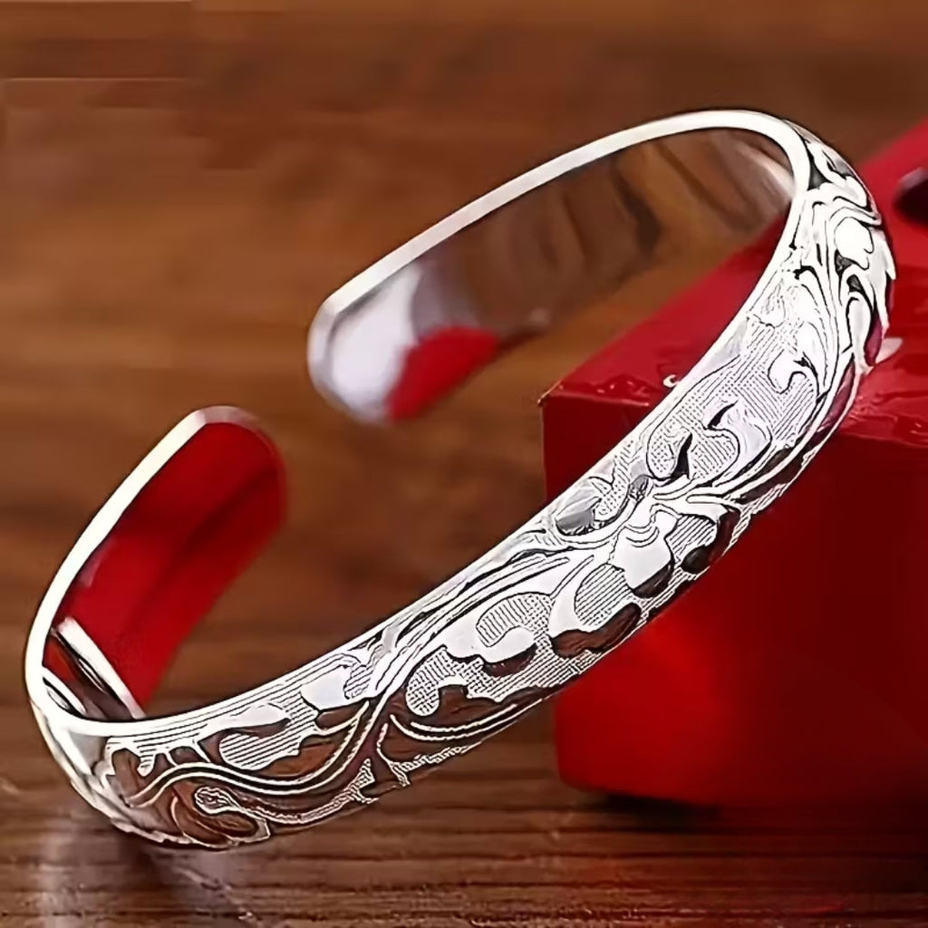 Retro Floral Silver Bracelet