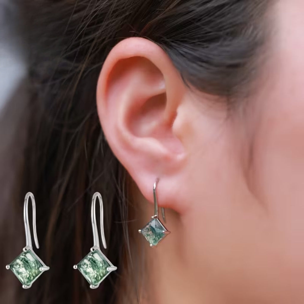 Charming Earring for Any Occasion