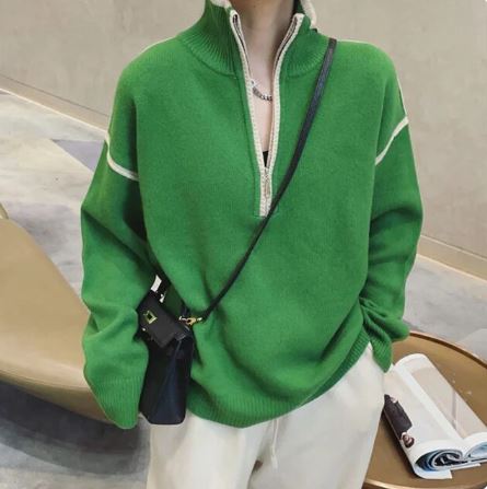 JO | Stand-up sweater with zipper