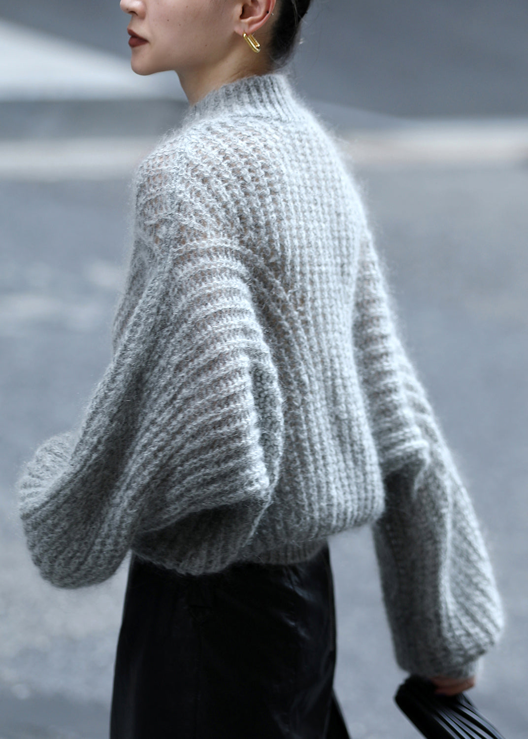 Blue O-neck Ma Hai Mao Knit Sweater Lantern Sleeve