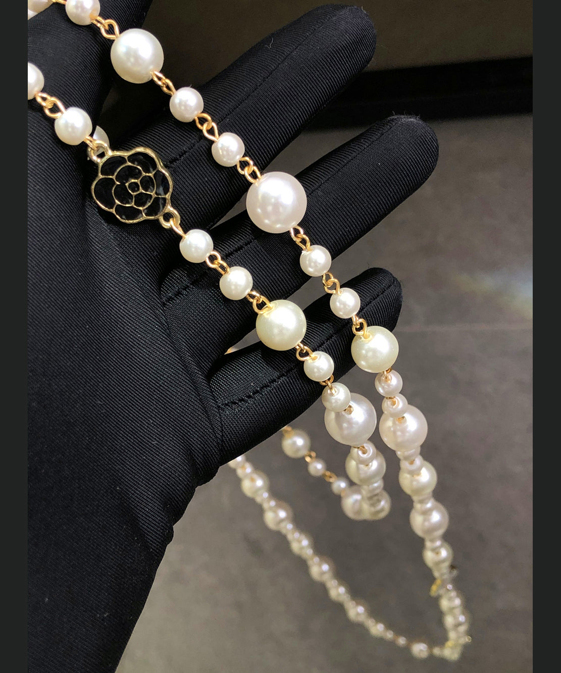 Classy White Alloy Pearl Beading Sweaters Gratuated Bead Necklace