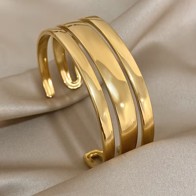 Romantic Bracelet for Special Moments