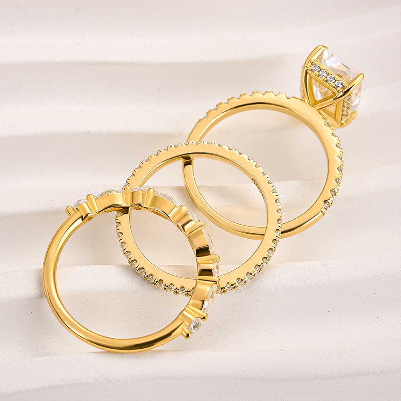 Elegant Gold Set for Every Occasion