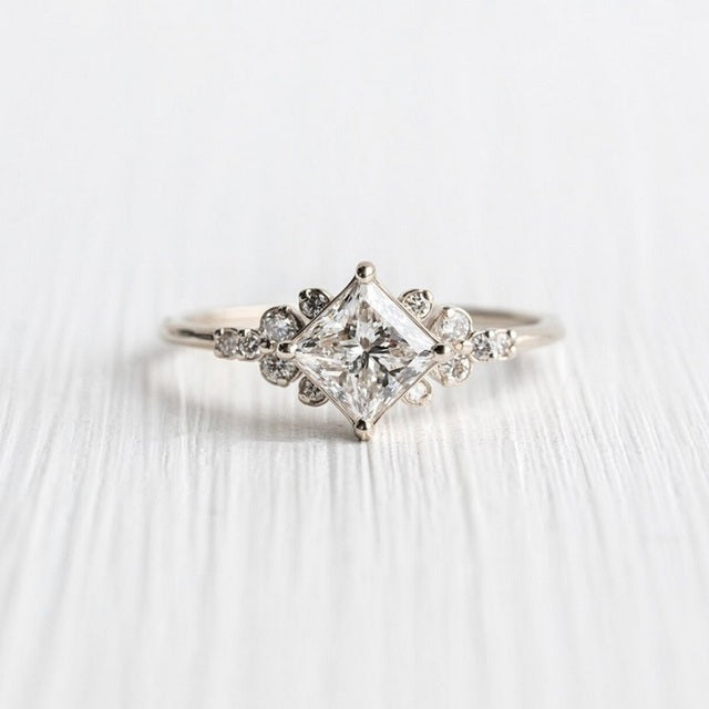 Stunning Gold Ring for Daily Wear