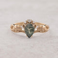 Drop Moss Agate Elegant Gold Ring