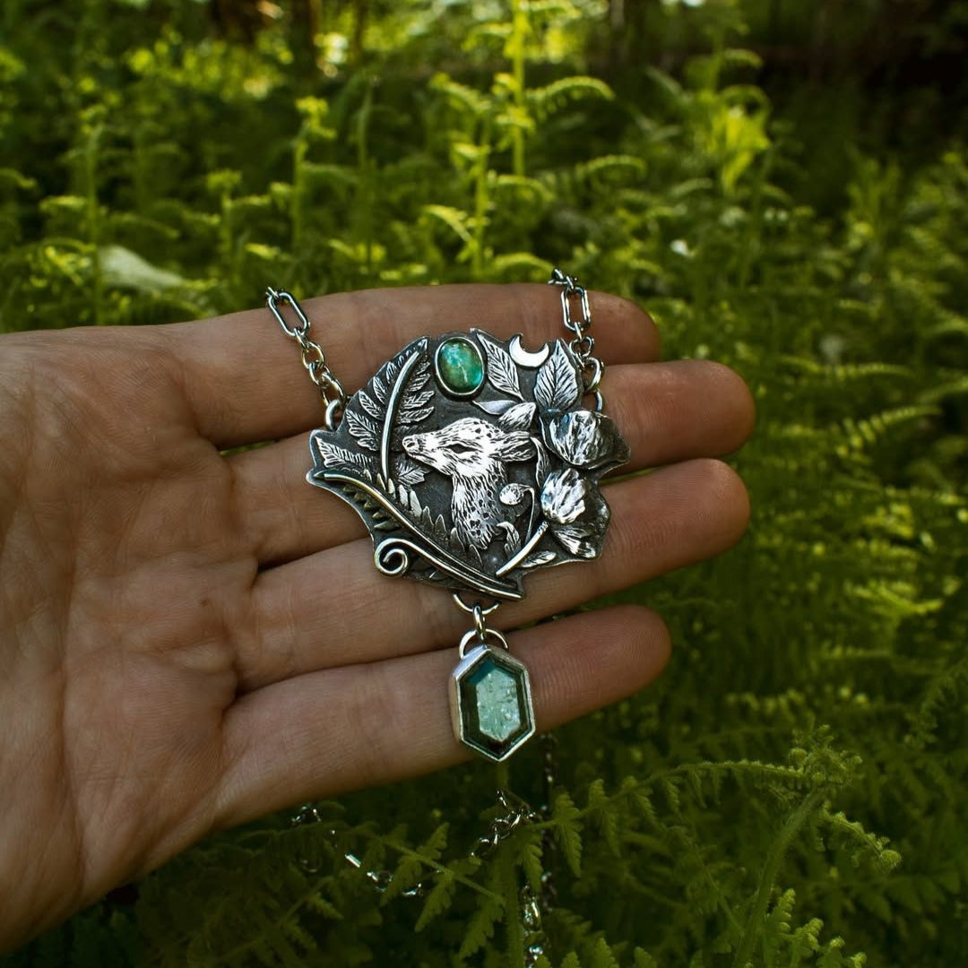 Green Stone Cute Deer Silver Necklace