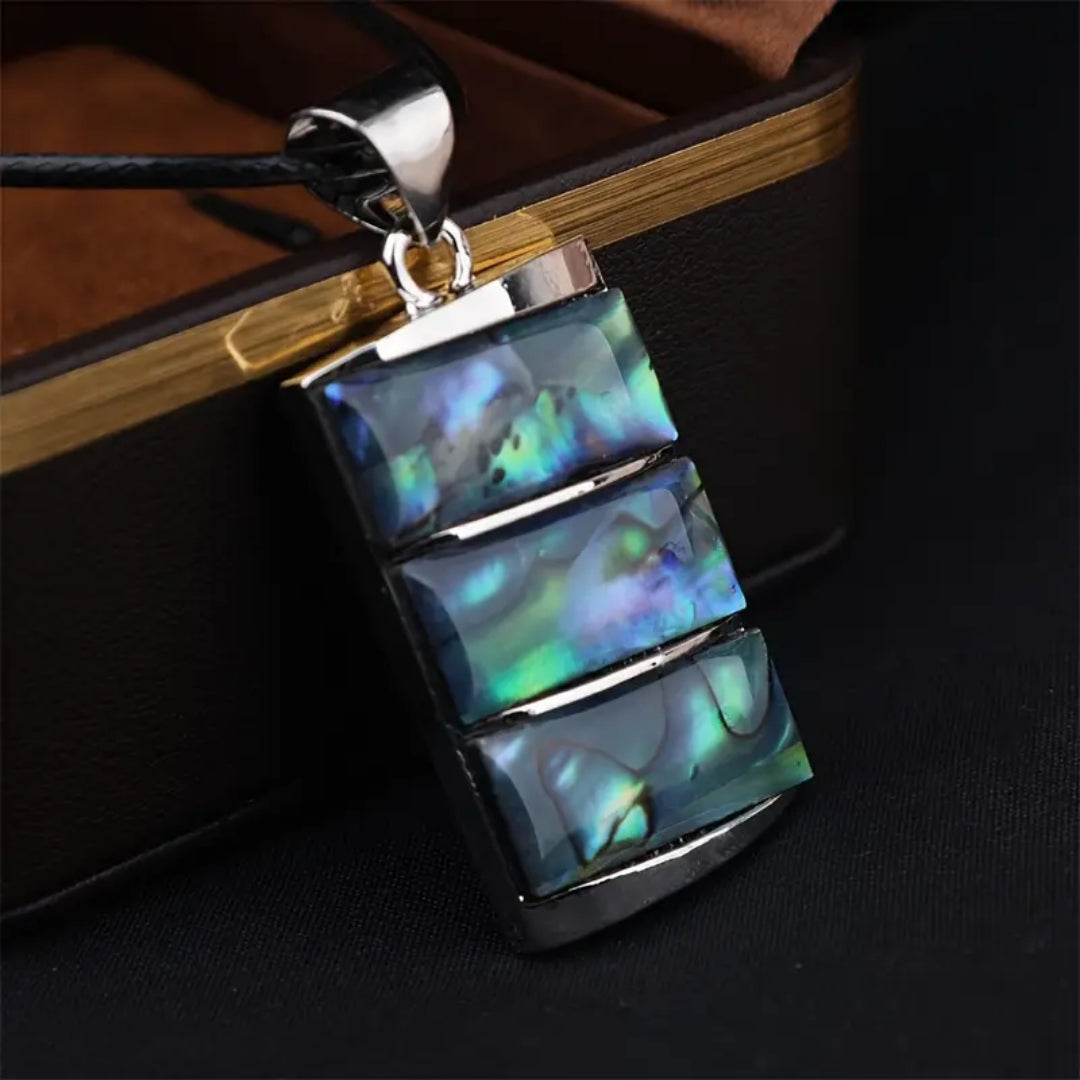 Nature Chromatic Rectangular Stone Necklace