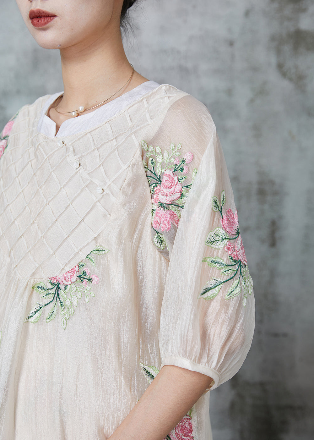 White Embroidered Silk Oriental Two Pieces Set Summer