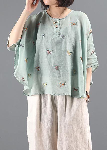 Green Embroidery Tunic Pattern O Neck Batwing Sleeve Knee Blouses