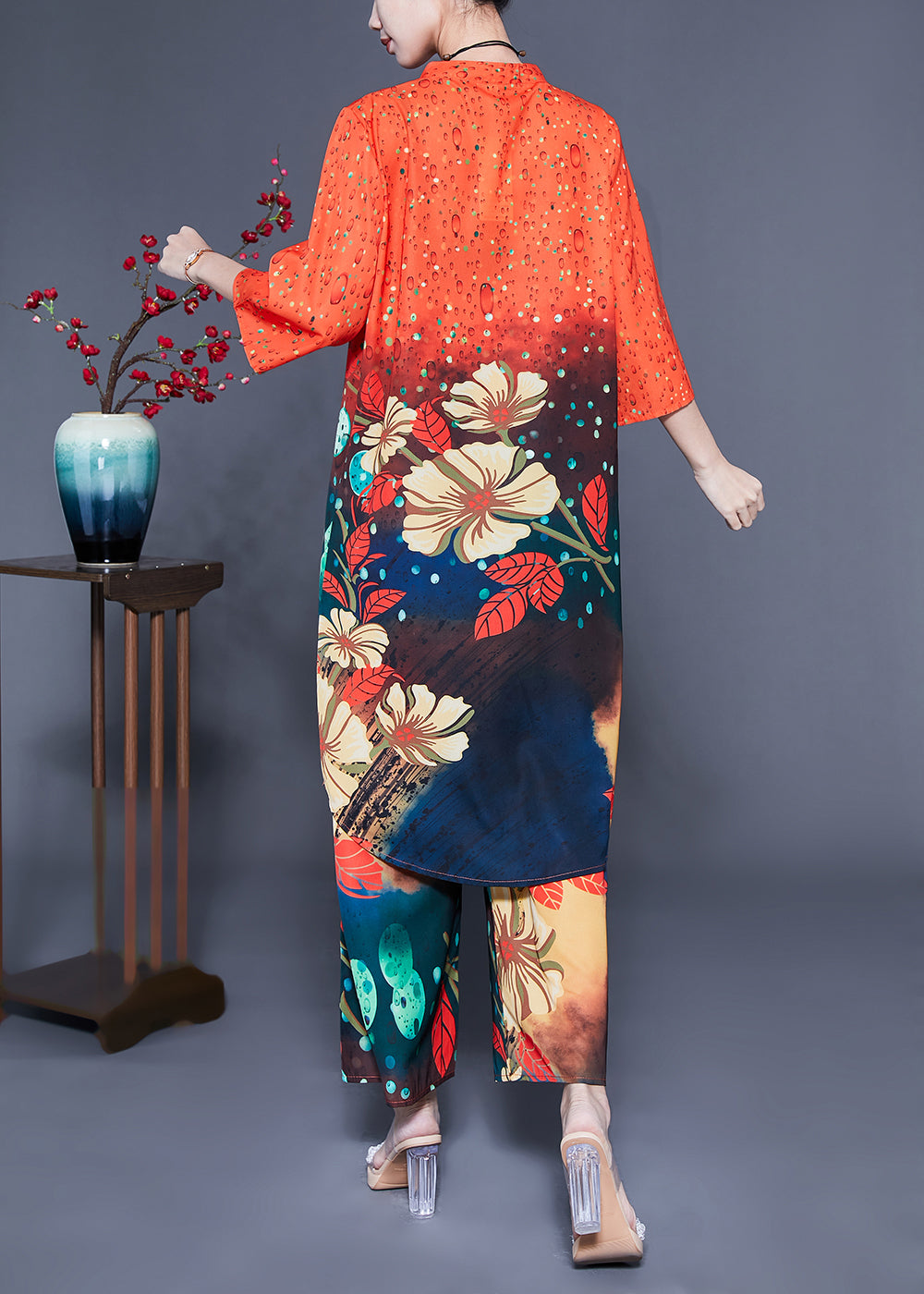 French Orange Stand Collar Oversized Print Silk Two-piece Set Bracelet Sleeve
