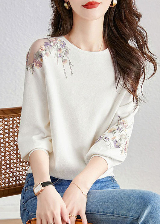 French White O-neck Embroidered Versatile Knit Top Fall
