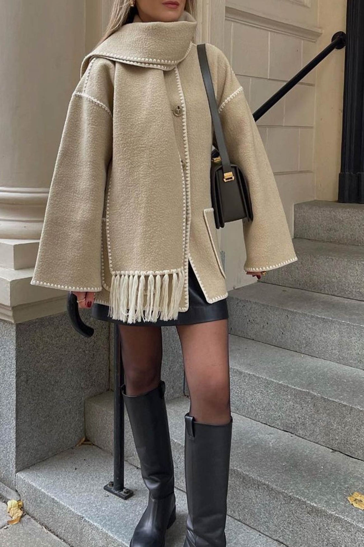 JO | Modern and fashionable coat