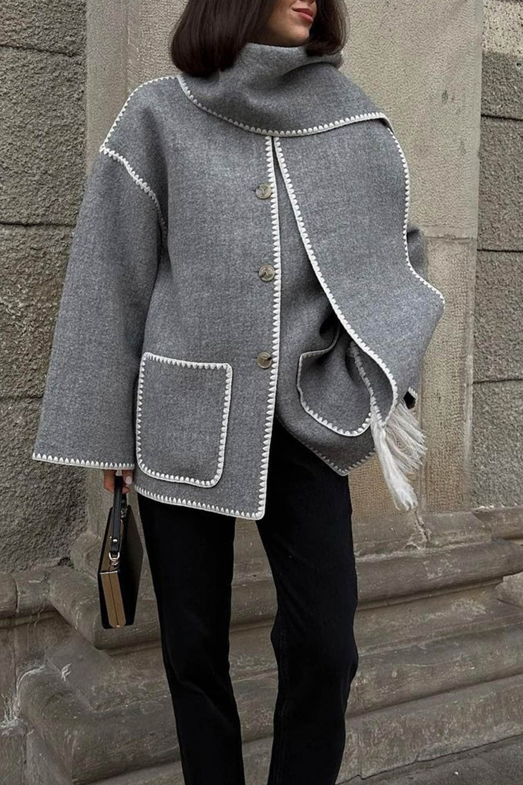 JO | Modern and fashionable coat