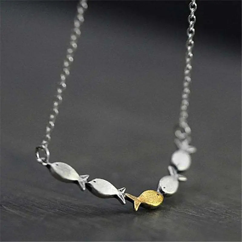 Stunning Silver Necklace for Daily Wear