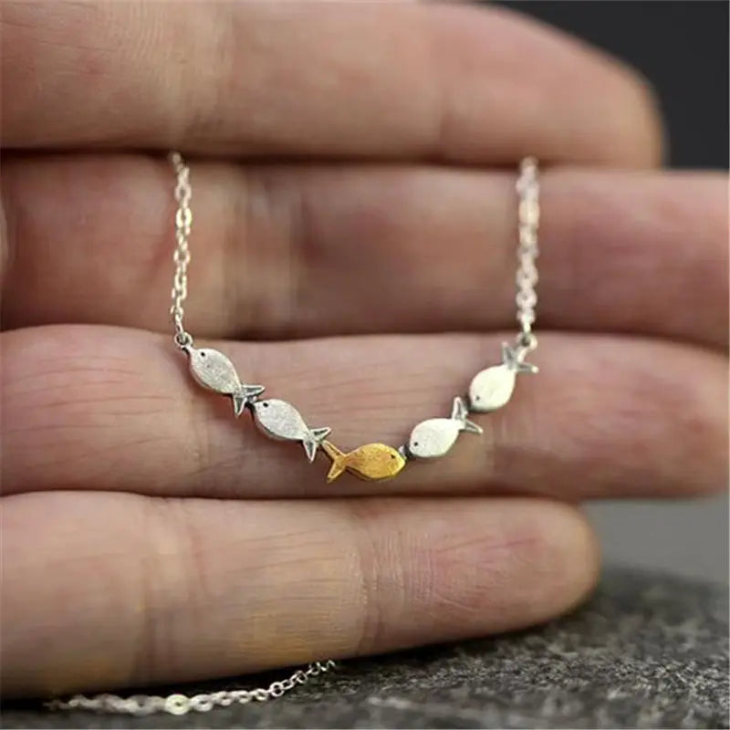 Stunning Silver Necklace for Daily Wear